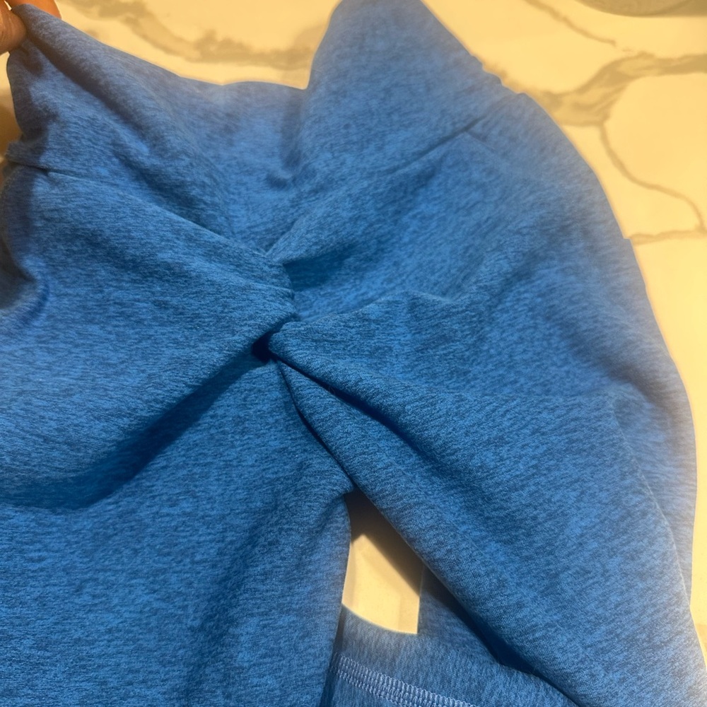 Bombshell Sportswear Blue Leggings - Picture 4 of 5